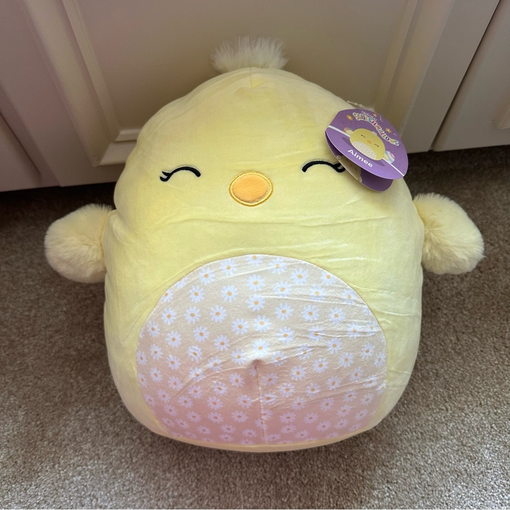 NWT 12” Aimee the Easter Baby Chick with Floral Daisy Belly Squishmallow